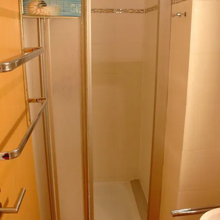 Seifert's Windrose 3 In Apartment